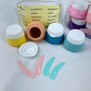 KIT VIAGEM COM 4 POTINHOS E 4 PALETINHAS